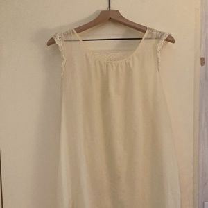 Vintage yellow nightgown